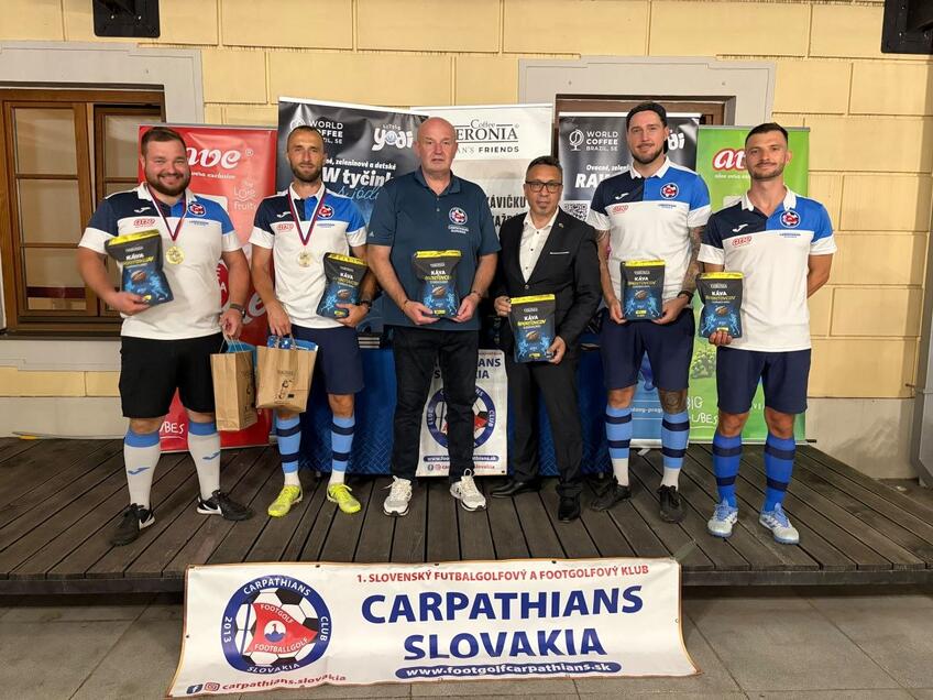 Aktualizované! Deväť pod par a veľká dráma pred finále! Gažovič ovládol Coffee VERONIA FootGolf CUP